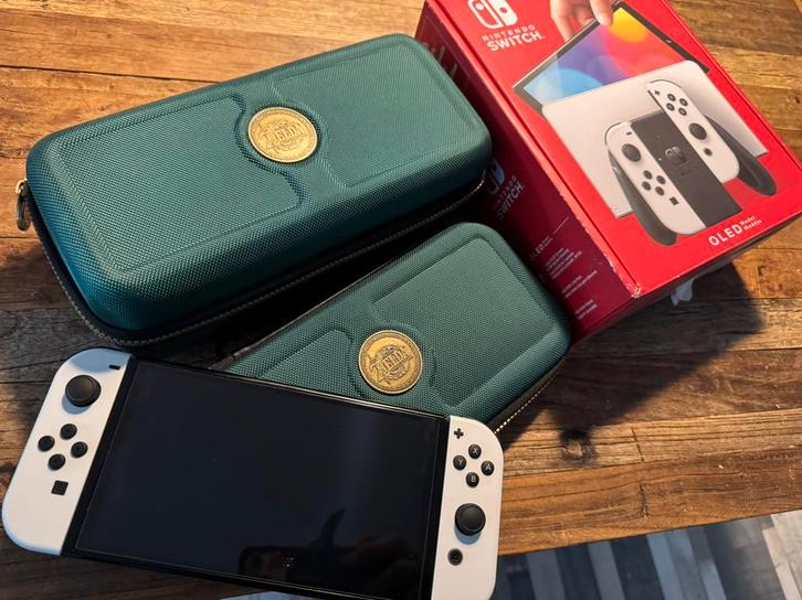 Nintendo Switch Oled ( Letterlijk als Nieuw ), Spelcomputers en Games, Spelcomputers | Nintendo Switch Lite, Zo goed als nieuw