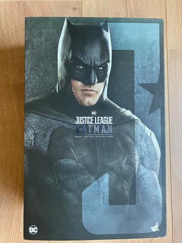 Hot Toys Justice League MMS 456 Batman Custom beschikbaar voor biedingen