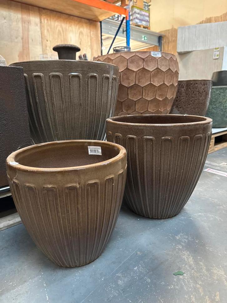 Bruin geglazuurde bloempot - 3 maten, Tuin en Terras, Bloembakken en Plantenbakken, Nieuw, Steen, Balkon, Tuin, 30 tot 60 cm, Minder dan 60 cm