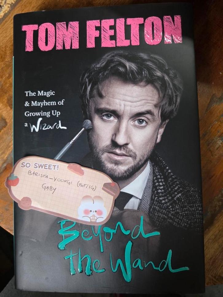 Tom Felton Beyond The Wand! Engels talig., Boeken, Taal | Engels, Zo goed als nieuw, Non-fictie, Ophalen of Verzenden