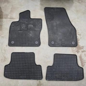 Volkswagen Rubber automatten set , tiroc golf polo ID etc beschikbaar voor biedingen