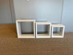 3 witte vierkante hangkastjes, Huis en Inrichting, Kasten | Wandmeubels, Gebruikt, Ophalen of Verzenden, Minder dan 150 cm, Minder dan 25 cm