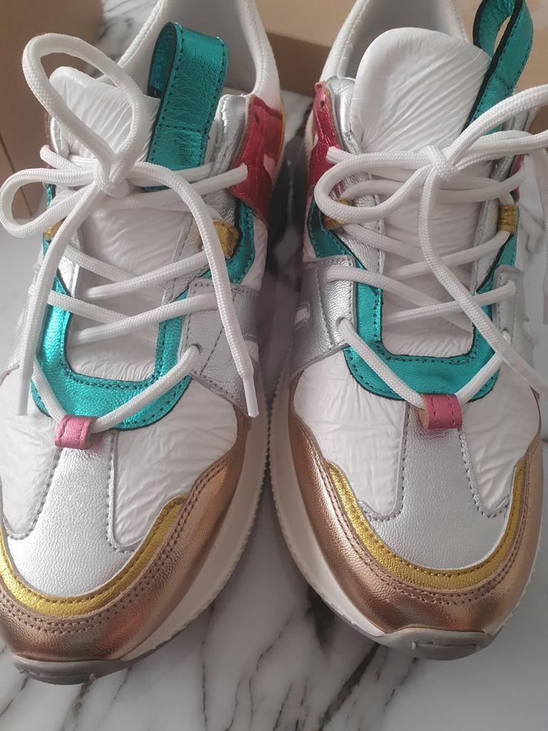 Sacha Sneakers - Zo goed als nieuw!, Overige merken, Hardloopschoenen, Ophalen of Verzenden, Zo goed als nieuw