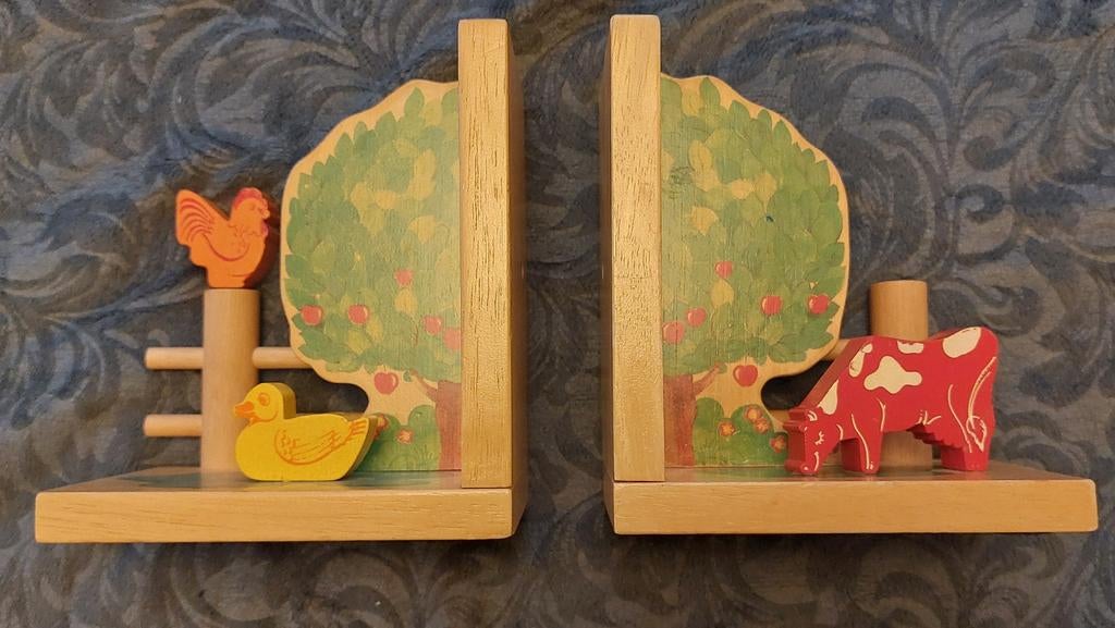 Houten boekenstandaard, Dieren/ Boerderij/Landelijk, Kinderen en Baby's, Kinderkamer | Inrichting en Decoratie, Ophalen of Verzenden