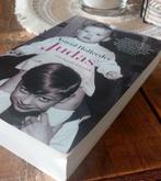 Boek van Astrid Holleeder - Judas, Boeken, Ophalen, Zo goed als nieuw, Astrid Holleeder