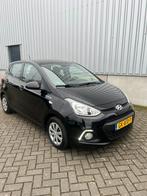 Hyundai i10 1.0 5DR 2015 Zwart, Auto's, Stof, 31 €/maand, 4 stoelen, Origineel Nederlands