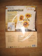 Stramien Kussenhoes- Zonnebloemen- Nog Nieuw Vintage, Ophalen of Verzenden, Nieuw, Handborduren, Patroon