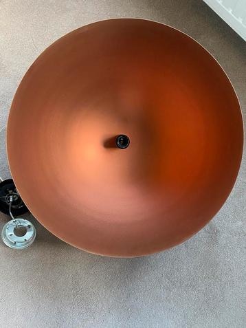 Prachtige grote zwarte met koperkleurige hanglamp 53cm breed beschikbaar voor biedingen