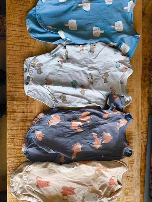 4 babyrompers met lange mouwen – maat 62/68, Kinderen en Baby's, Babykleding | Baby-kledingpakketten, Zo goed als nieuw, Maat 62