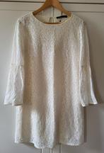 Kanten jurk Zara, maat M, Kleding | Dames, Jurken, Maat 38/40 (M), Ophalen of Verzenden, Zo goed als nieuw, Onder de knie