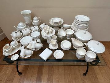 Wedgwood Edme Servies - 8 Couverts Compleet beschikbaar voor biedingen