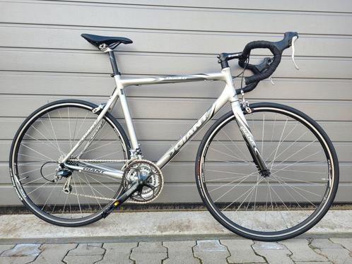 Racefiets Giant 58 cm 100% Rijklaar - RR Bikes, Fietsen en Brommers, Fietsen | Heren | Sportfietsen en Toerfietsen, Zo goed als nieuw