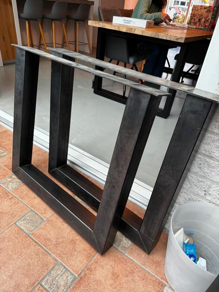 Blauwstalen poten eetkamertafel, Huis en Inrichting, Tafelonderdelen, Zo goed als nieuw, Tafelpoot, 50 tot 100 cm, 50 tot 100 cm