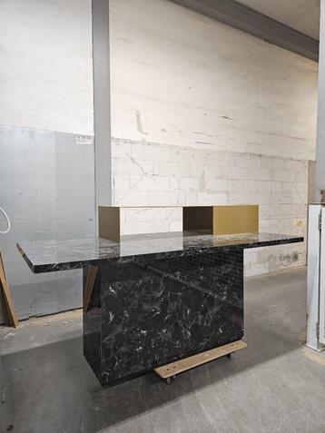 tafel marmerlook beschikbaar voor biedingen