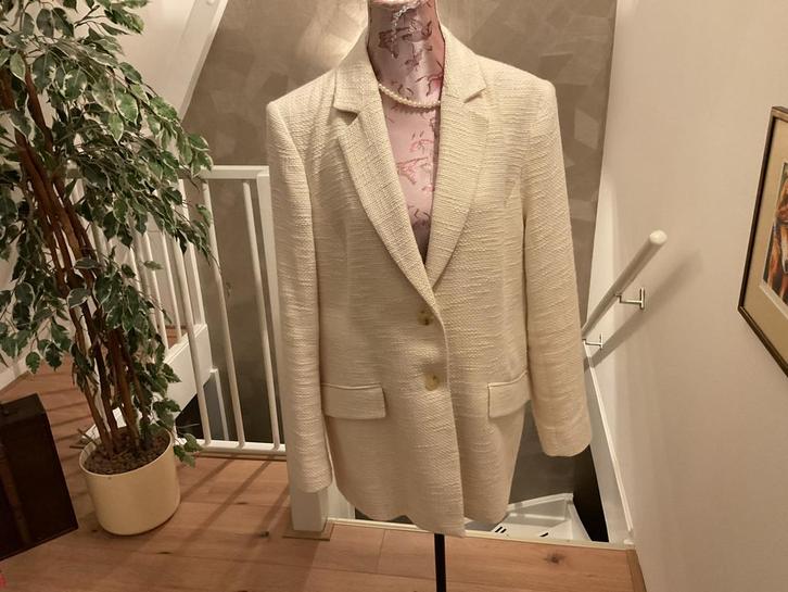 Claudia Strater Jasje Wolwit Maat 46, Kleding | Dames, Jasjes, Kostuums en Pakken, Zo goed als nieuw, Jasje, Maat 46/48 (XL) of groter