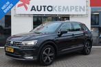 Volkswagen Tiguan 2.0 TDI Highline ADAPTIVE CRUISE|NAVIGATIE, Auto's, Volkswagen, Stof, 4 cilinders, Zwart, Origineel Nederlands