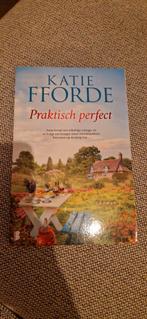 Katie Fforde - Praktisch perfect, Ophalen of Verzenden, Zo goed als nieuw