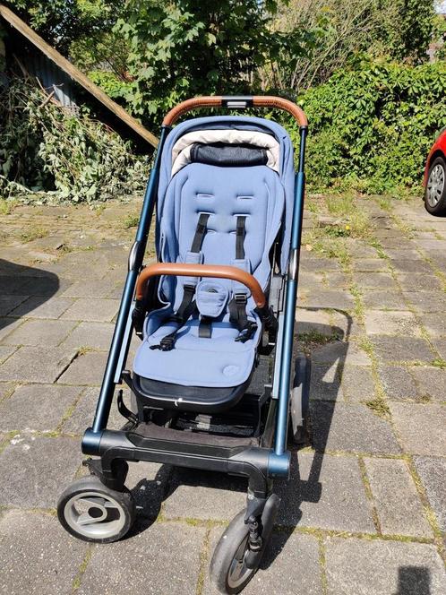 Mutsy kinderwagen met reiswieg, Kinderen en Baby's, Kinderwagens en Combinaties, Gebruikt, Mutsy, Met reiswieg, Ophalen