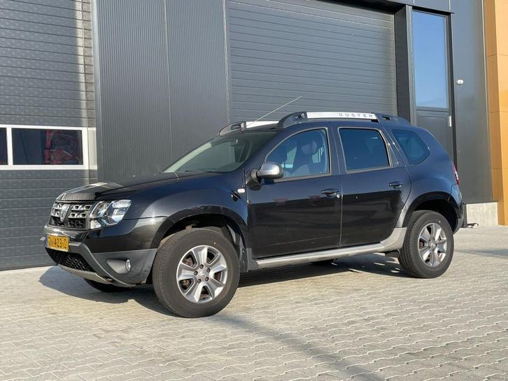 Dacia Duster 1.2 TCE 2015 Zwart 4x2 125pk 147.500km, Auto's, Dacia, Particulier, Duster, ABS, Airbags, Bluetooth, Cruise Control