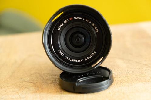 Fujifilm XF 16mm f/2.8 R WR black, Audio, Tv en Foto, Fotografie | Lenzen en Objectieven, Zo goed als nieuw, Groothoeklens, Ophalen of Verzenden