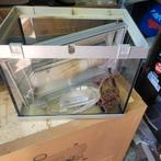 Klein aquarium 35x22x30 met lichtkap/deksel en pompje, Ophalen, Gebruikt, Leeg aquarium
