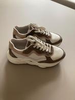 HUB sneakers toffe schoenen rock maat 36 laag wit grijs roze, Kleding | Dames, Schoenen, Ophalen of Verzenden, Zo goed als nieuw