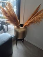 Gouden vaas met pluimen, Huis en Inrichting, Woonaccessoires | Vazen, Ophalen, Overige materialen, Overige kleuren, 50 tot 75 cm