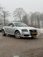 Audi TT 1.8 T Coupe 132KW 2001 Grijs, Zwart, 4 cilinders, 4 stoelen, Handgeschakeld