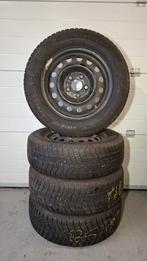 Kia Ceed, Hyundai I30 I40 195/65R15 Winterbanden met TPMS, Auto-onderdelen, Ophalen, Gebruikt, 16 inch, Banden en Velgen