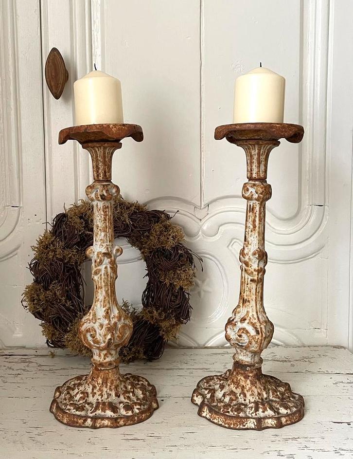 Brocante oude gietijzeren kandelaar, Antiek en Kunst, Curiosa en Brocante, Verzenden