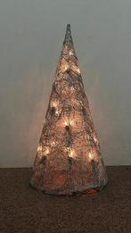 Zilveren kegel met lampjes, Diversen, Kerst, Ophalen of Verzenden, Zo goed als nieuw