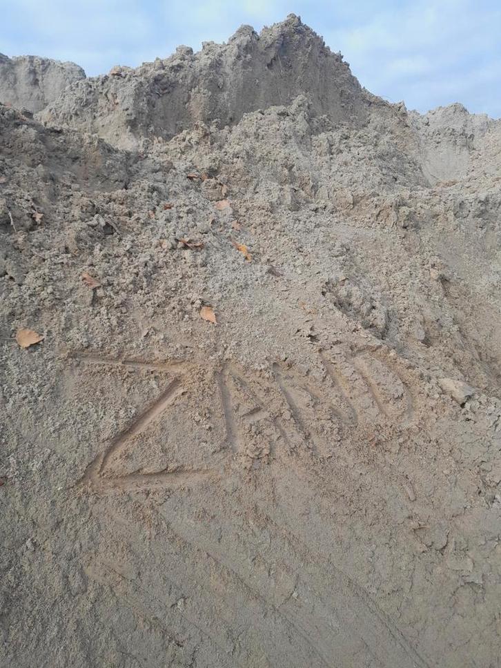 Te Koop: Compost, Zand, Tuinaarde, Straatzand, Gebroken puin, Tuin en Terras, Zand, Zo goed als nieuw, Ophoogzand, Ophalen