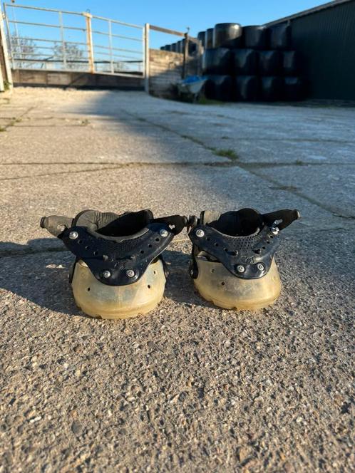Te koop: Floating Boots (4 stuks), Dieren en Toebehoren, Paarden en Pony's | Beschermers, Gebruikt, Overige toepassingen, Ophalen of Verzenden