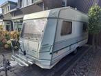 Caravan compleet met goede voortent en luifel. 1250 euro., Ophalen of Verzenden