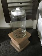 “VINTAGE” mooie glazen stolp, met leuke oude deksel!!!, Huis en Inrichting, Woonaccessoires | Stolpen, Ophalen of Verzenden, Zo goed als nieuw