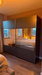 Tweedeurs schuifdeur kledingkast., Huis en Inrichting, Slaapkamer | Complete slaapkamers, Ophalen, Zo goed als nieuw, Tweepersoons