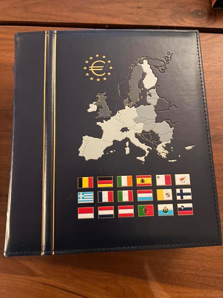 2 Leuchtturm, Luxe euro munten albums, zgan., Postzegels en Munten, Munten en Bankbiljetten | Toebehoren, Verzamelmap, Ophalen of Verzenden