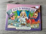Boek Alice in wonderland, Boeken, Sprookjes en Fabels, Ophalen of Verzenden, Gelezen