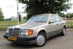 Mercedes-Benz E-Klasse 200-500 260 E NETTE AUTO! AUTOMAAT, Auto's, Oldtimers, Automaat, Achterwielaandrijving, 2597 cc, 160 pk