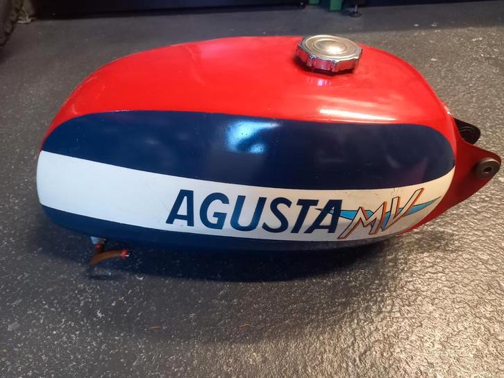 Tank en seat MV agusta 350, Motoren, Onderdelen | Oldtimers, Gebruikt, Ophalen of Verzenden