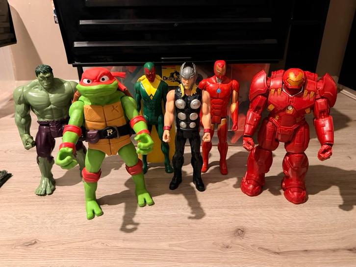 Marvel & TMNT Actiefiguren. Hulk, Iron Man, Thor, Hulkbuster, Kinderen en Baby's, Speelgoed | Actiefiguren, Zo goed als nieuw