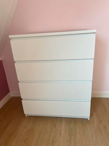 Ikea Malm witte ladekast met 4 laden - afbeelding 1