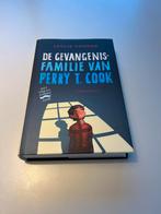 De gevangenis familie van Perry T. Cook - Leslie Connor, Boeken, Ophalen of Verzenden, Zo goed als nieuw, Fictie algemeen