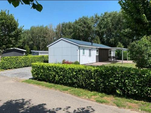 Luxe Chalet aan de Biesbosch met Uitzicht en inboedel, Caravans en Kamperen, Stacaravans, tot en met 4, Ophalen