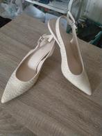 Trouwschoenen, Kleding | Dames, Trouwkleding en Trouwaccessoires, Beige, Schoenen, Ophalen of Verzenden, Zo goed als nieuw