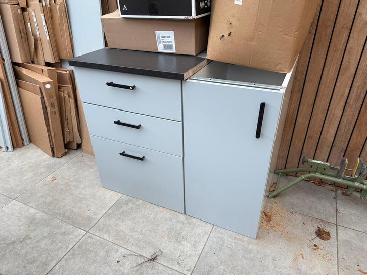 Twee kastjes (ikea metod), Huis en Inrichting, Keuken | Keukenelementen, Gebruikt, Minder dan 100 cm, 50 tot 100 cm, 25 tot 50 cm