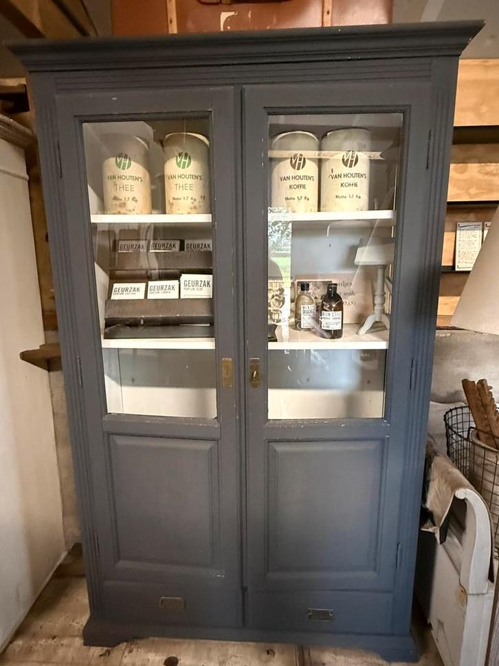 Vingage brocante buffetkast-linnenkast, Huis en Inrichting, Kasten | Buffetkasten, Zo goed als nieuw, 150 tot 200 cm, 100 tot 150 cm