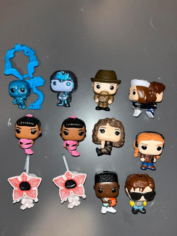 Stranger things kinder joy, Verzamelen, Poppetjes en Figuurtjes, Zo goed als nieuw, Ophalen of Verzenden