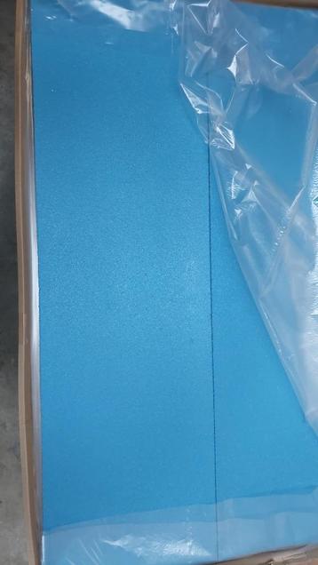 70 stroken thermoplast belijning in de kleur blauw beschikbaar voor biedingen