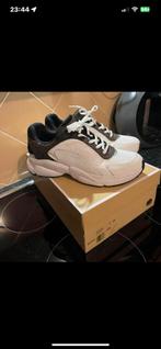 Michael Kors sneakers. Nieuw!! Mt 40, Ophalen of Verzenden, Zo goed als nieuw